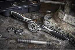 Juego de roscas con macho-trinqueteguía GearWrench1_260x260
